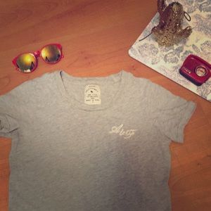 Grey top